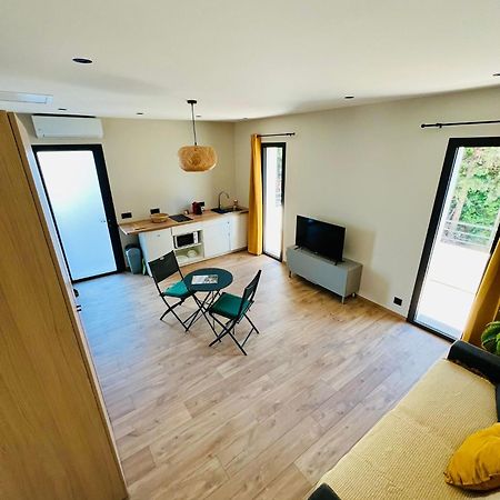 Zina Appartement Cassis Buitenkant foto